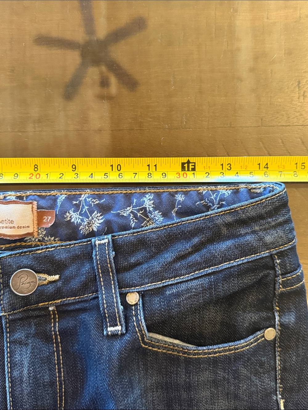 PAIGE Hollywood Hills Classic Rise Bootcut Jeans. Womens Size 27. Inseam 30 inch - Picture 10 of 10
